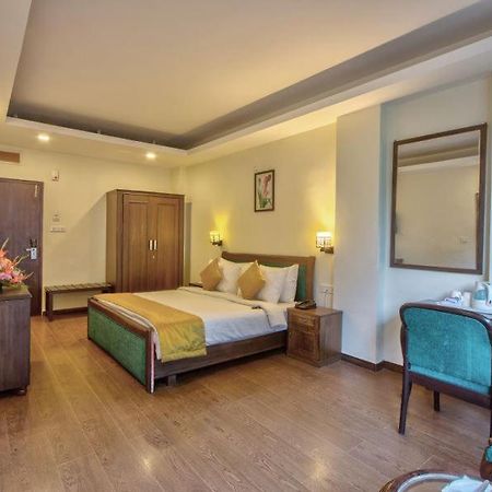 מנאלי The Katoch Grand Resort מראה חיצוני תמונה