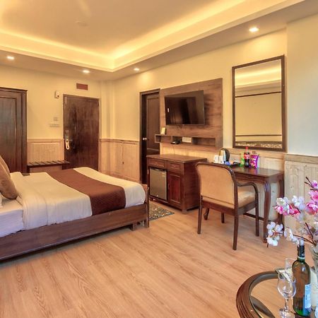 מנאלי The Katoch Grand Resort מראה חיצוני תמונה