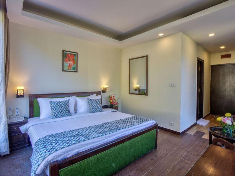 מנאלי The Katoch Grand Resort מראה חיצוני תמונה