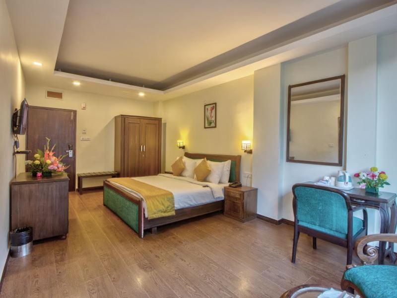 מנאלי The Katoch Grand Resort מראה חיצוני תמונה