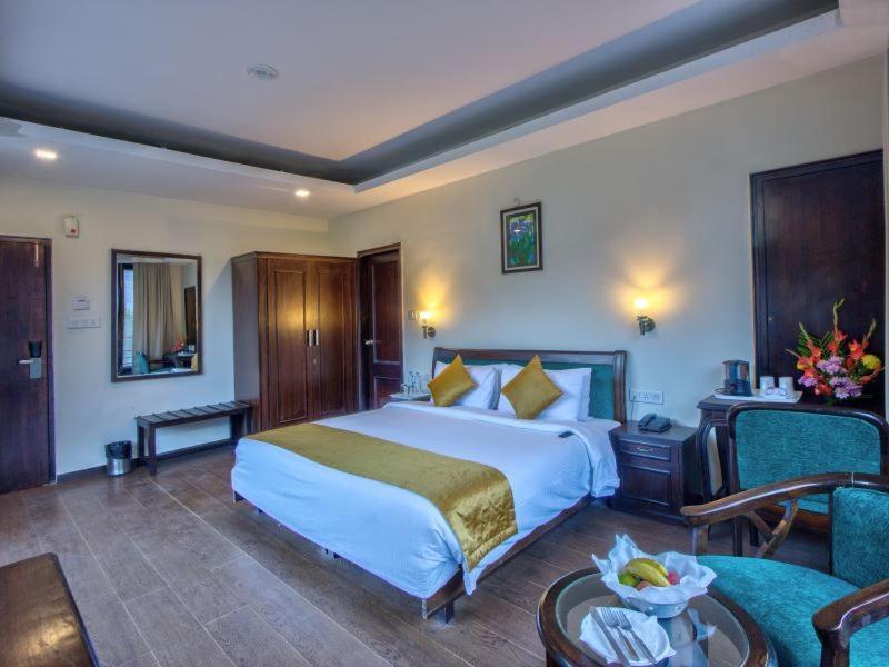 מנאלי The Katoch Grand Resort מראה חיצוני תמונה