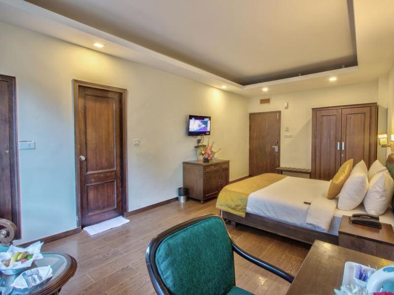 מנאלי The Katoch Grand Resort מראה חיצוני תמונה