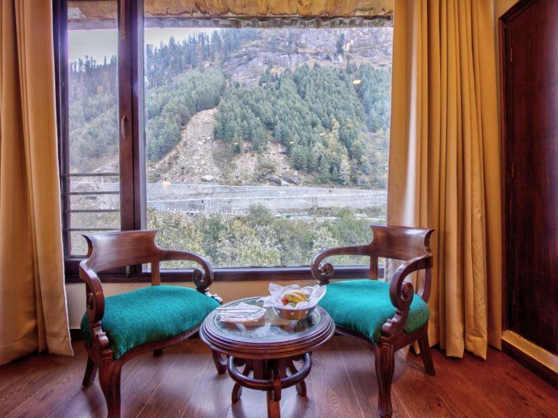 מנאלי The Katoch Grand Resort מראה חיצוני תמונה