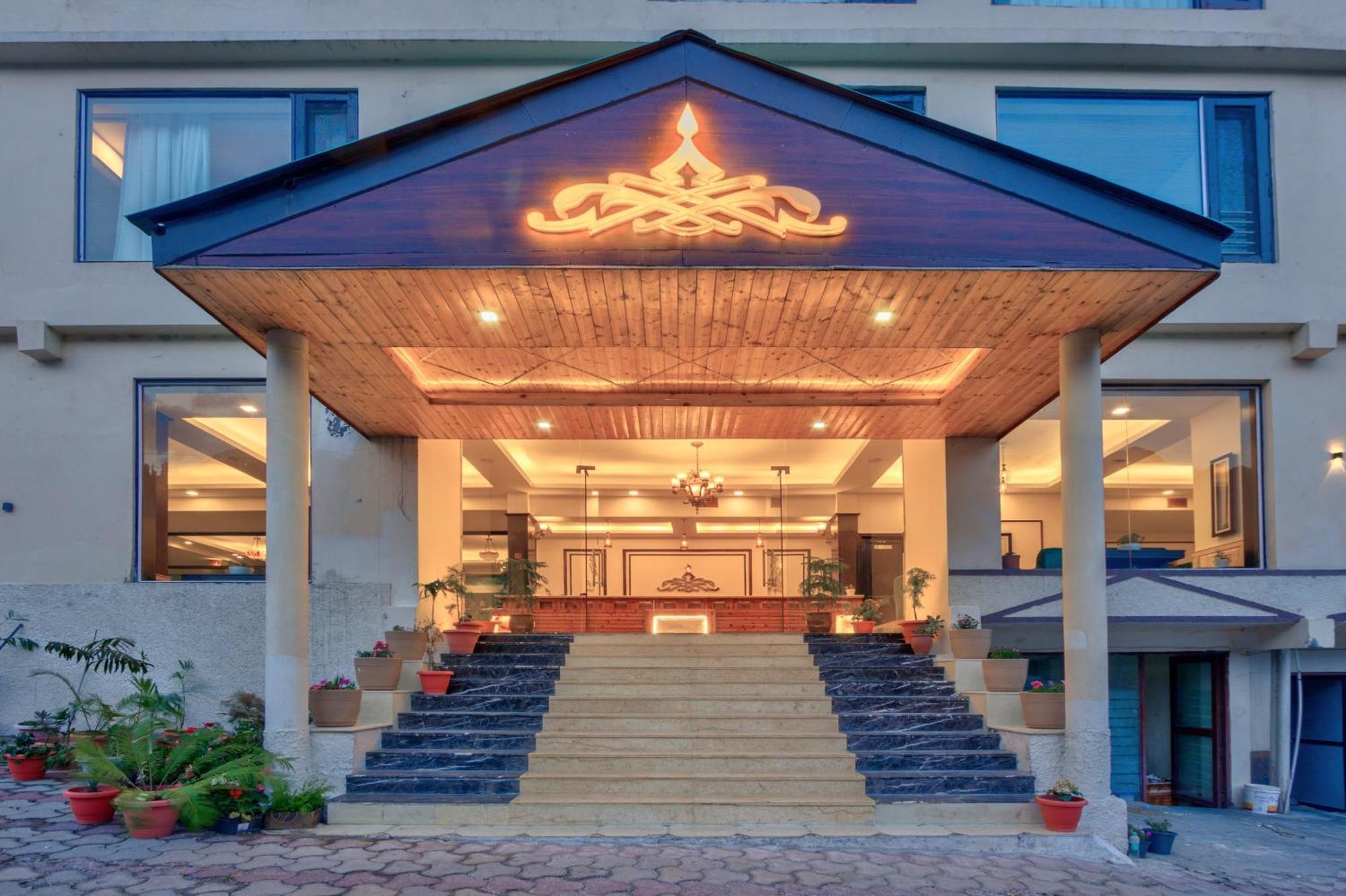 מנאלי The Katoch Grand Resort מראה חיצוני תמונה