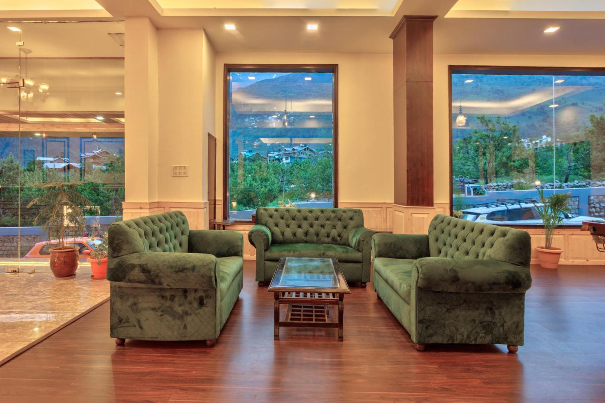 מנאלי The Katoch Grand Resort מראה חיצוני תמונה