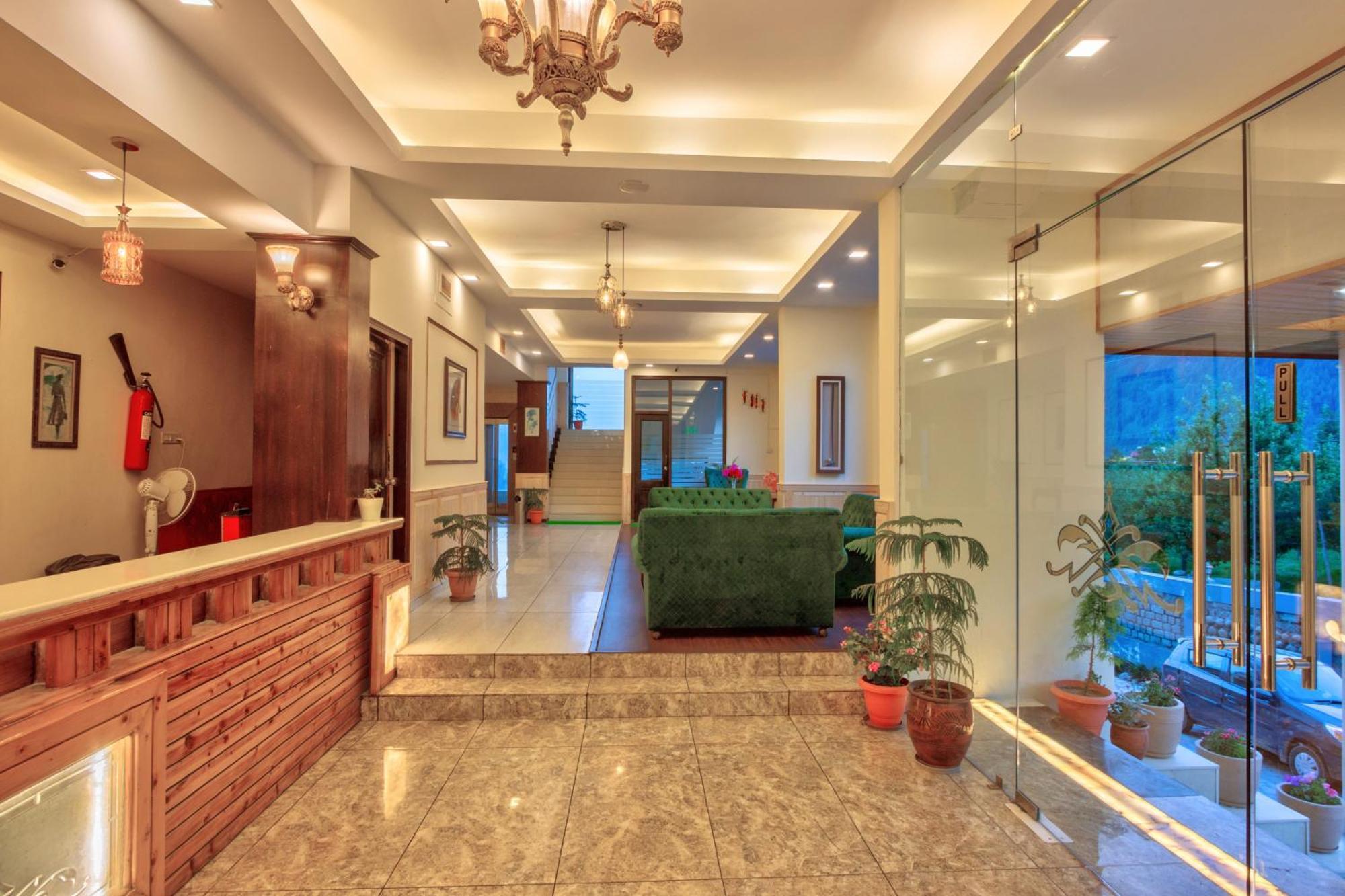 מנאלי The Katoch Grand Resort מראה חיצוני תמונה