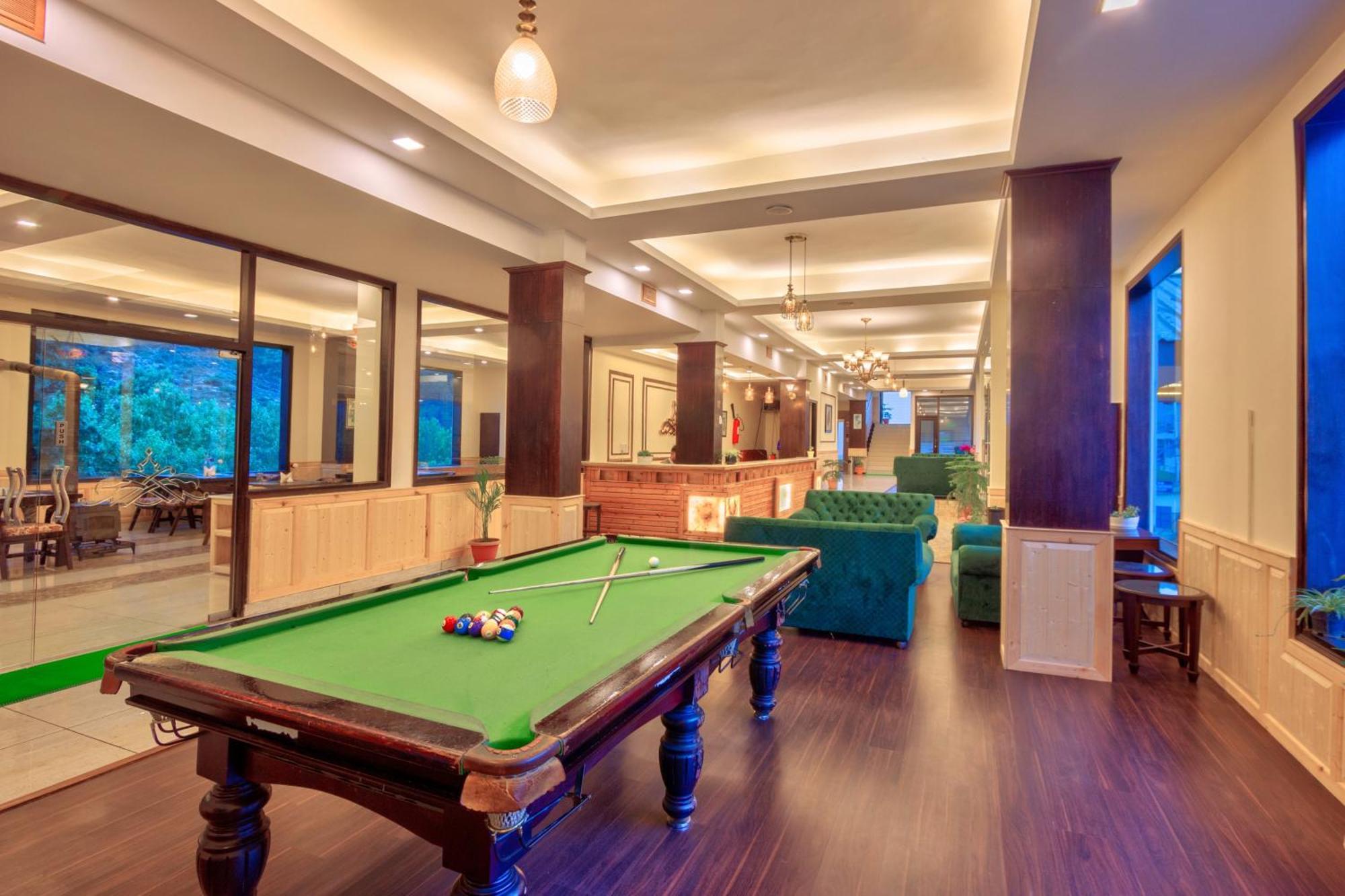מנאלי The Katoch Grand Resort מראה חיצוני תמונה