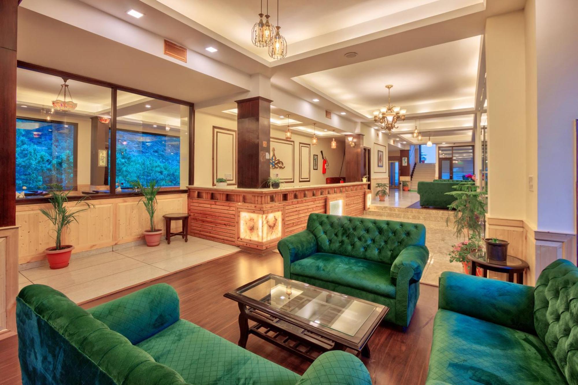 מנאלי The Katoch Grand Resort מראה חיצוני תמונה