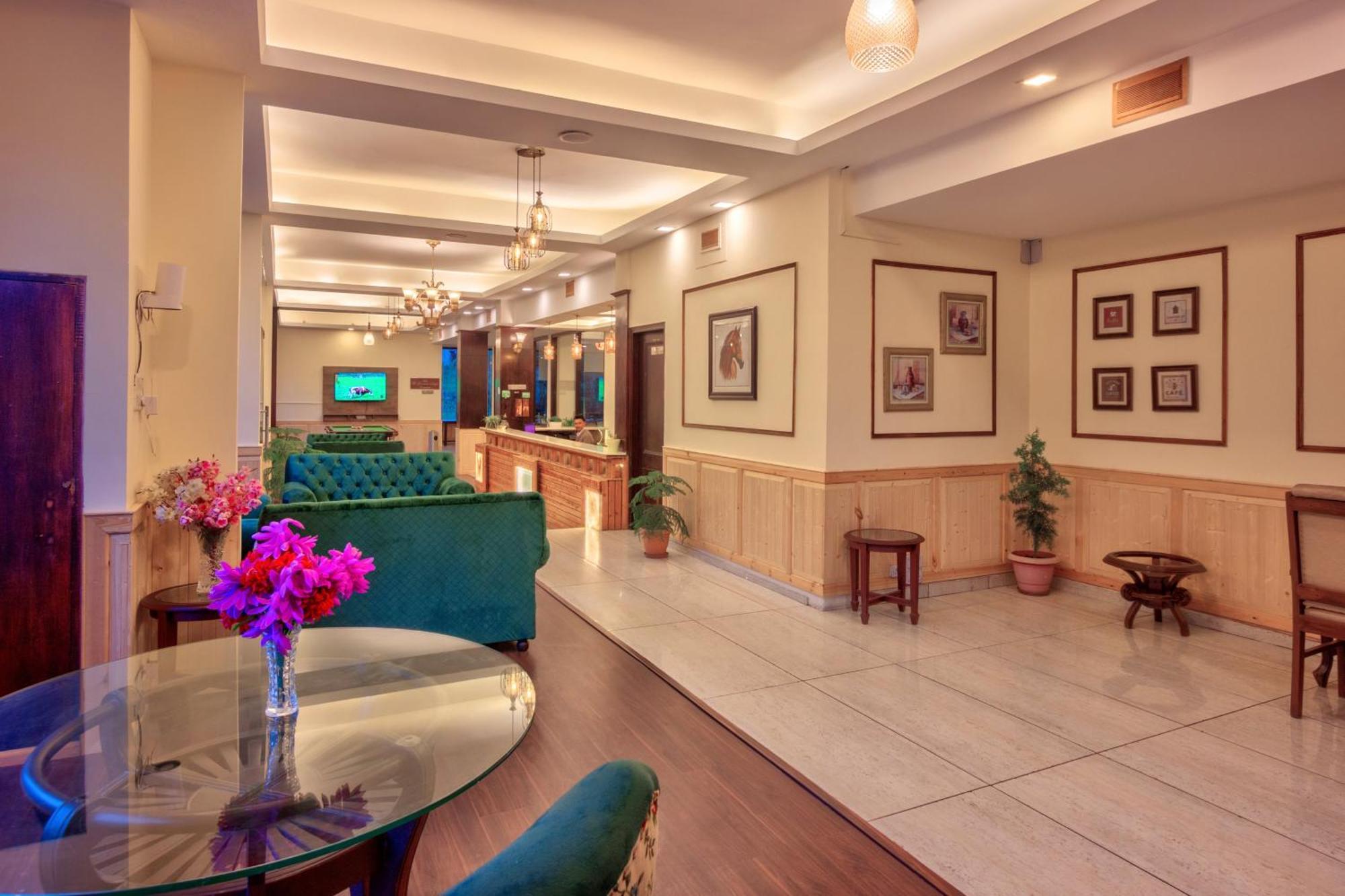 מנאלי The Katoch Grand Resort מראה חיצוני תמונה