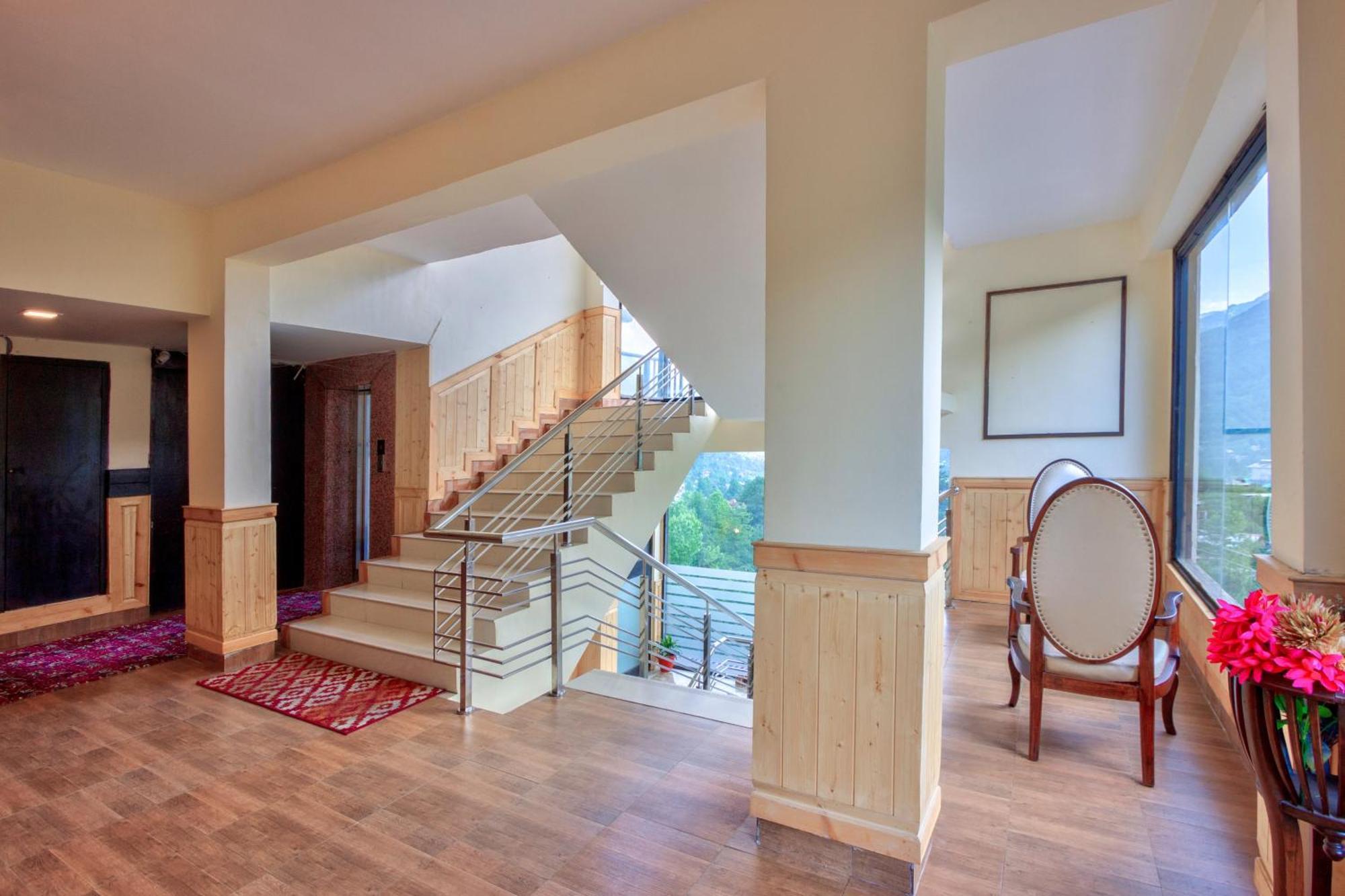 מנאלי The Katoch Grand Resort מראה חיצוני תמונה