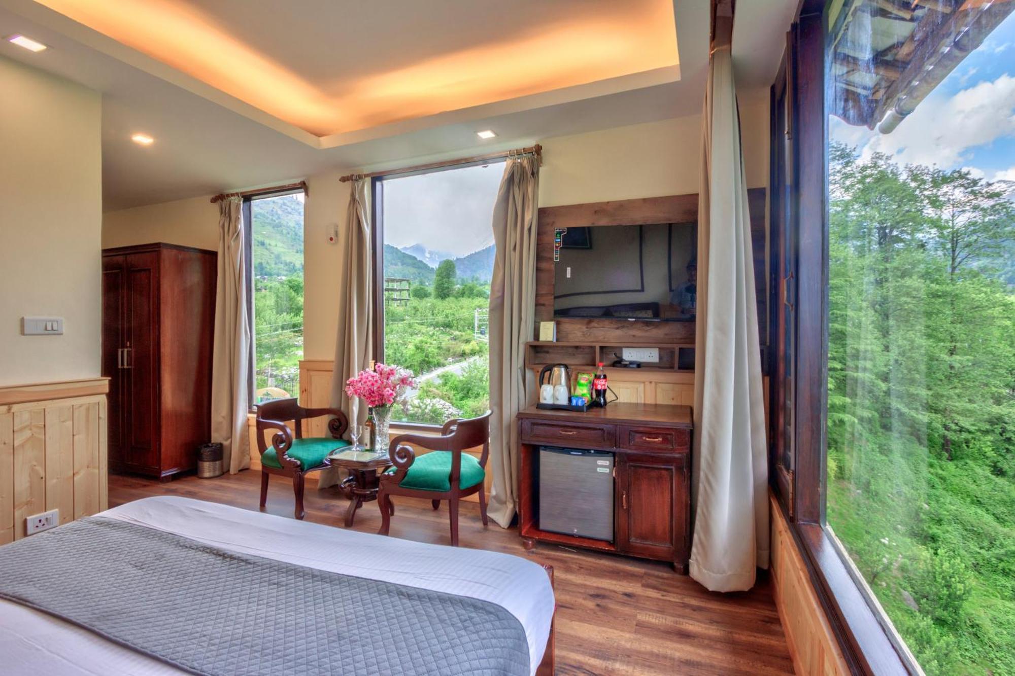 מנאלי The Katoch Grand Resort מראה חיצוני תמונה