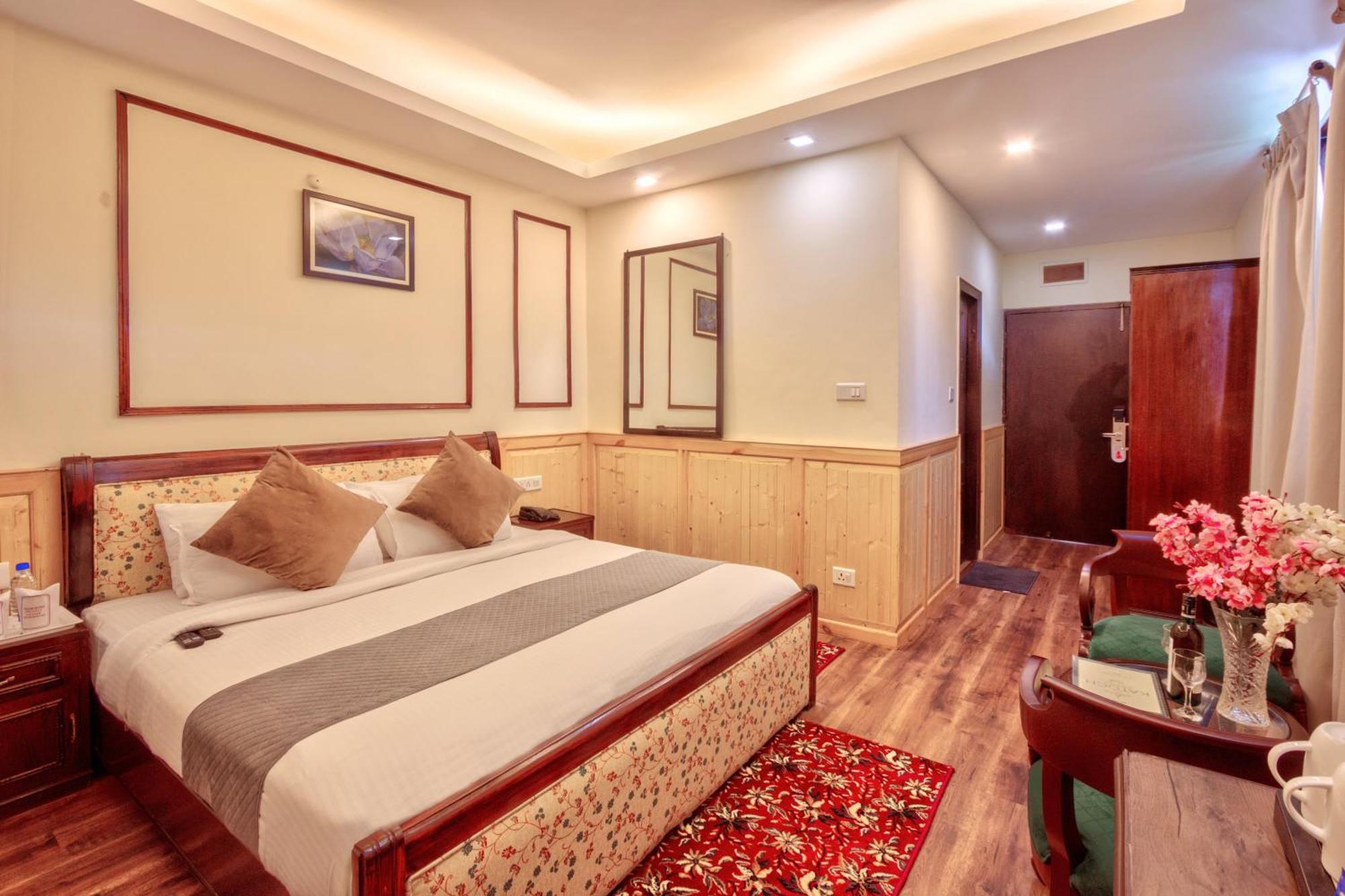 מנאלי The Katoch Grand Resort מראה חיצוני תמונה