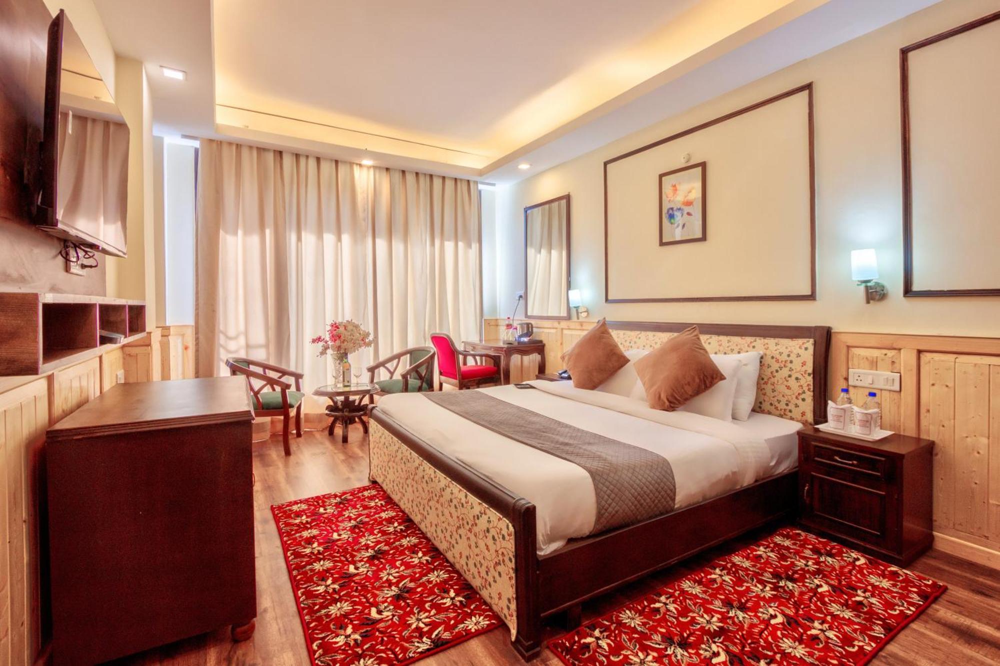 מנאלי The Katoch Grand Resort מראה חיצוני תמונה