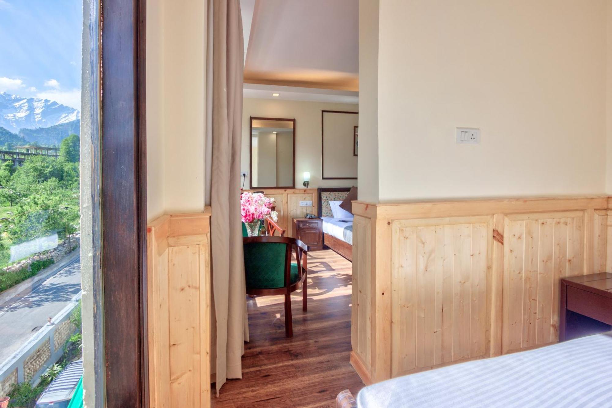 מנאלי The Katoch Grand Resort מראה חיצוני תמונה